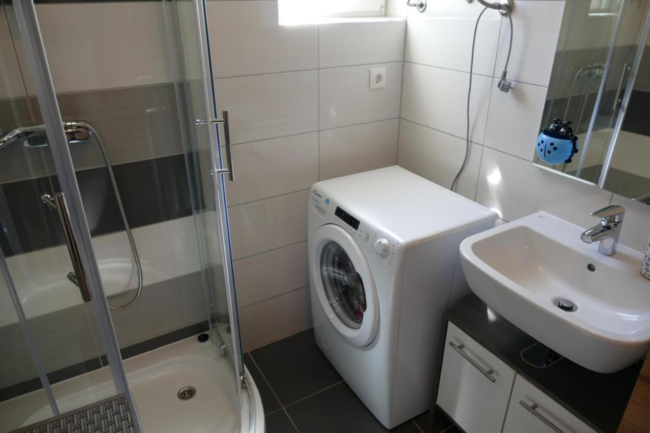 Heidi Apartment โปดสตรานา ภายนอก รูปภาพ
